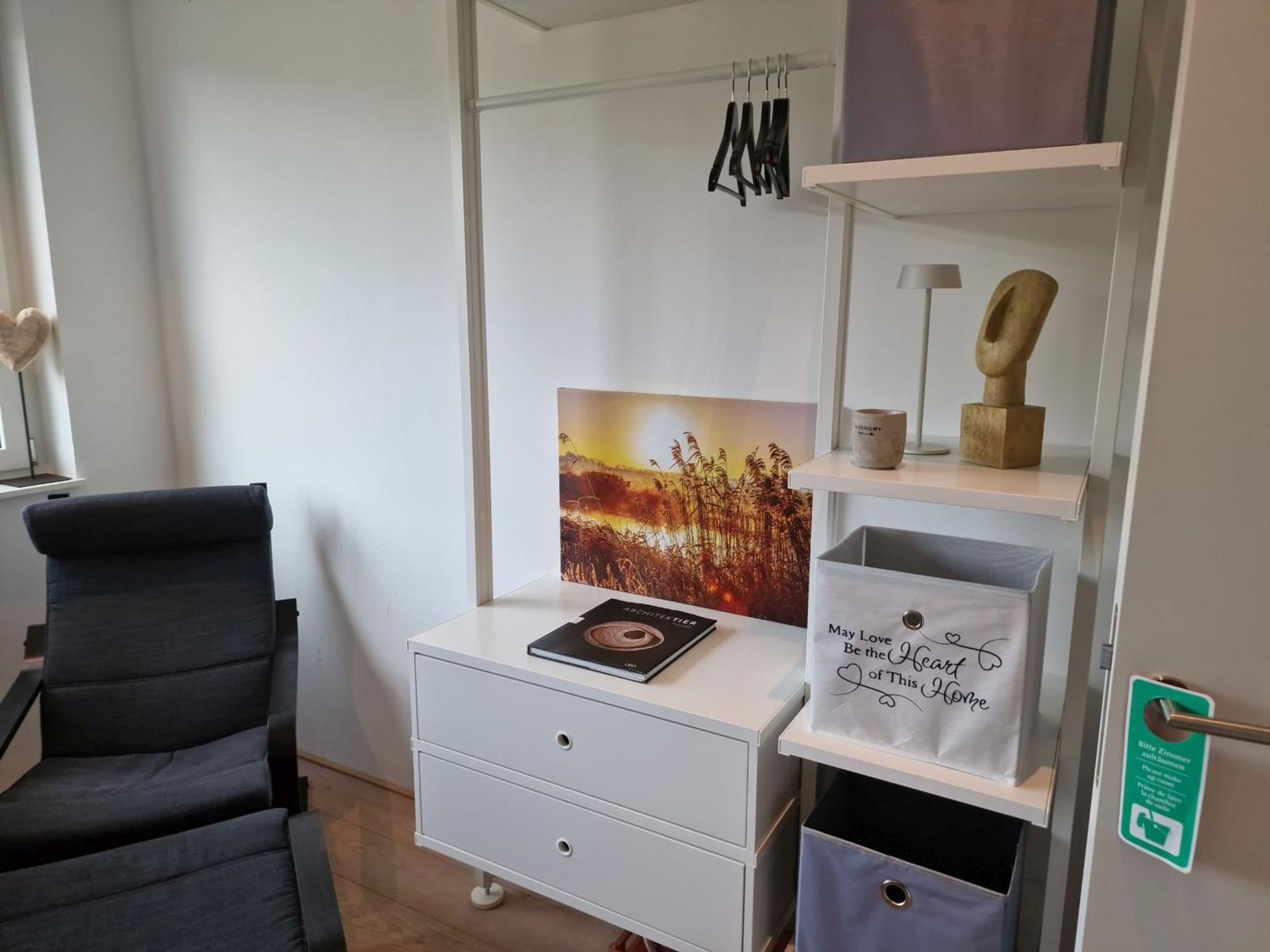 Stadtnahes Gaestezimmer Im Penthouse Bei Esi Tübingen Exterior foto